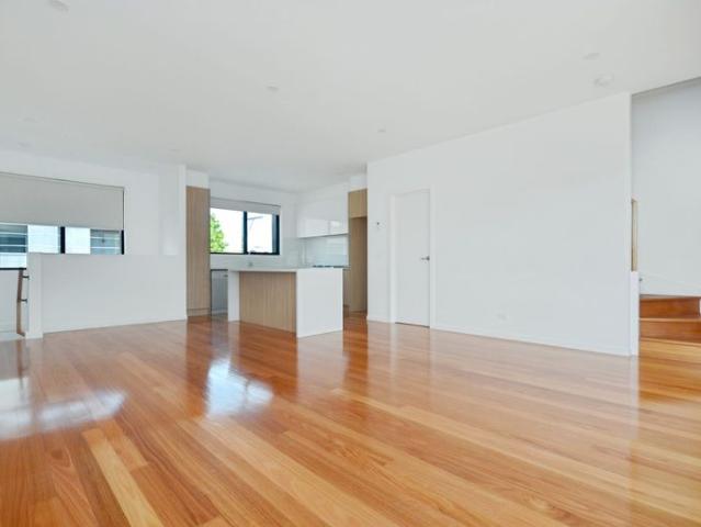 Townhouse for rent in Camerons Creek, Victoria