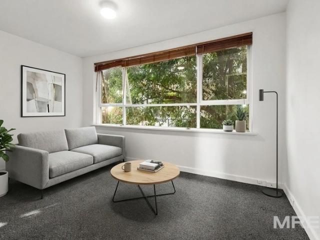 Apartment for rent in Elwood, Melbourne
