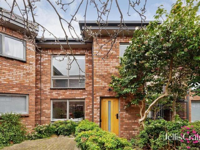 Townhouse for sale in Camerons Creek, Victoria