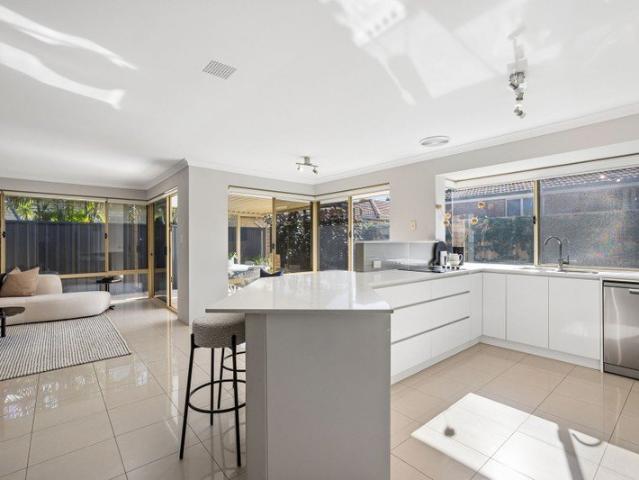 House for sale in Palmyra, Western Australia