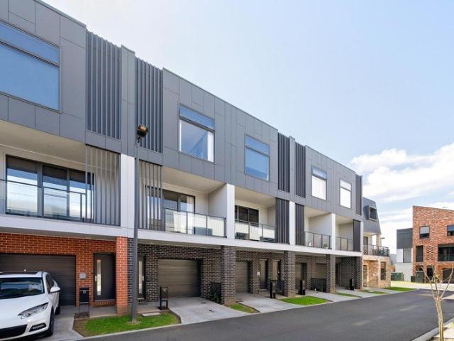 Townhouse for sale in Broadmeadows, Melbourne