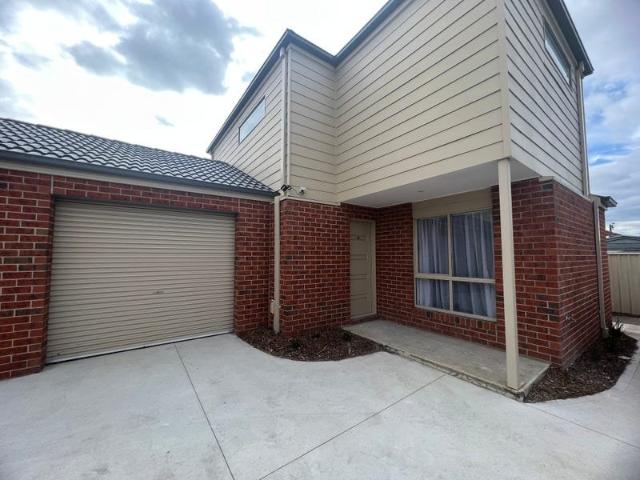 Townhouse for rent in Camerons Creek, Victoria
