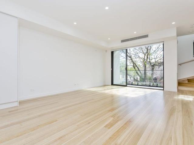 Townhouse for rent in Camerons Creek, Victoria