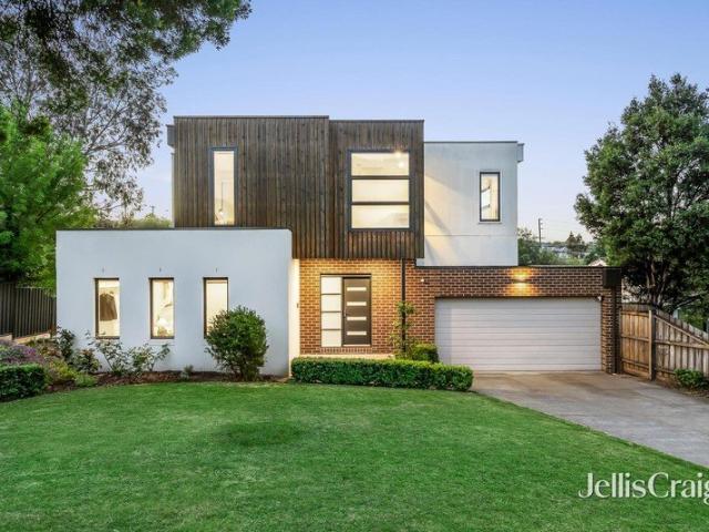 Townhouse for sale in Templestowe Lower, Melbourne