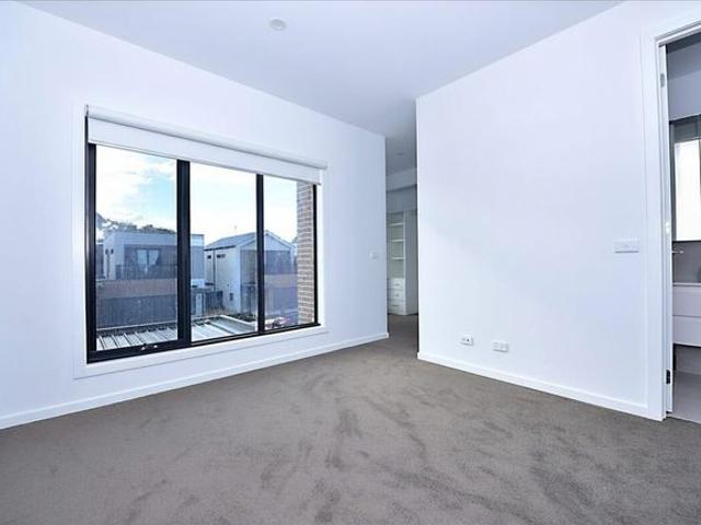 Townhouse for rent in Camerons Creek, Victoria