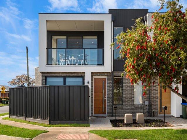 Townhouse for sale in Horseshoe Creek, South Australia