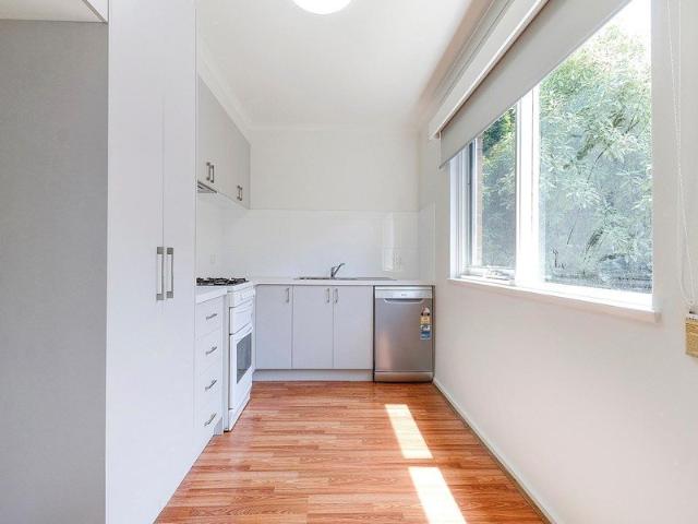 Apartment for rent in Elsternwick, Melbourne