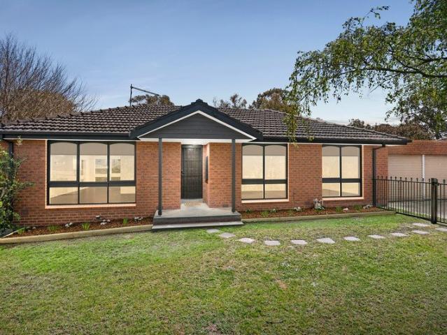 Apartment for sale in Ferntree Gully, Melbourne