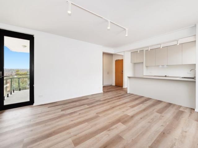 Apartment for rent in Six Ways, Sydney