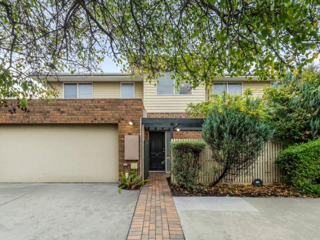 Townhouse for sale in Camerons Creek, Victoria