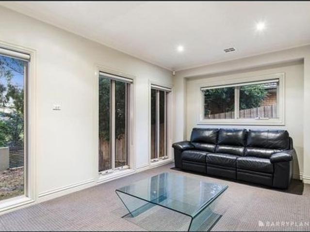 Townhouse for rent in Camerons Creek, Victoria