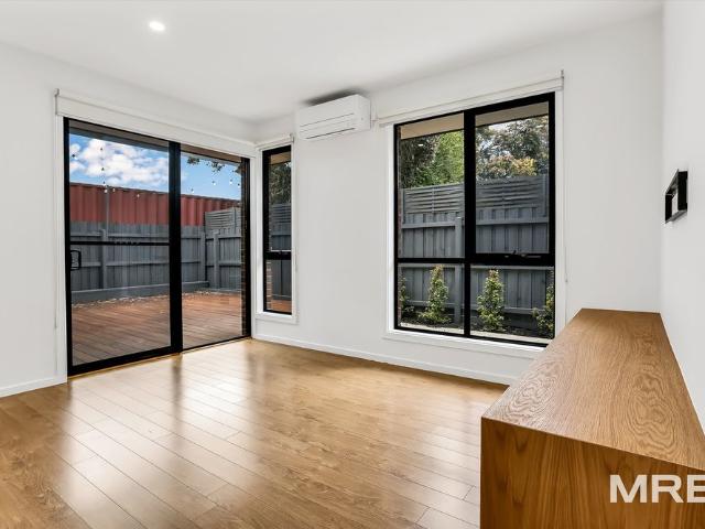 Townhouse for rent in Oakleigh South, Melbourne