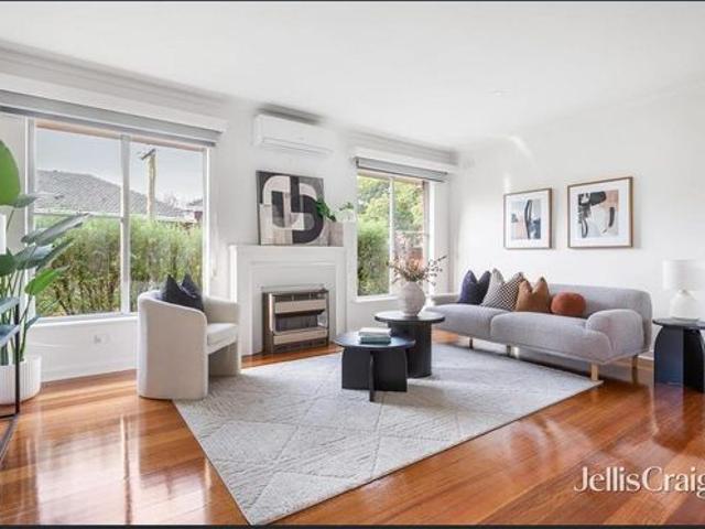 Apartment for rent in Surrey Hills, Melbourne