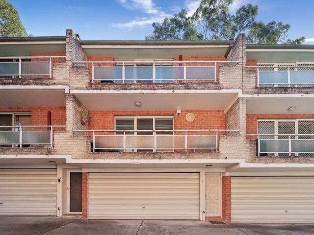 Townhouse for sale in Sydney, New South Wales