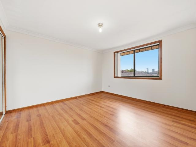 Townhouse for sale in Lurnea, New South Wales