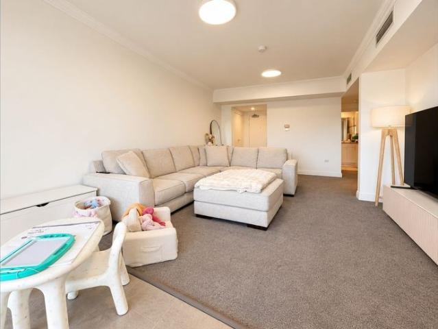 Apartment for rent in Huntleys Cove, Sydney