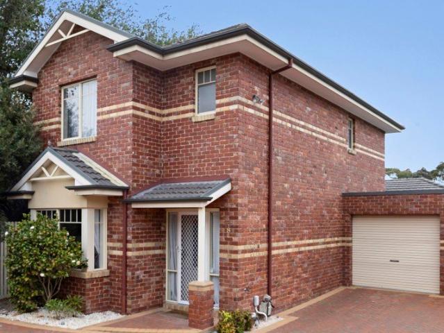 Townhouse for sale in Rowville, Melbourne