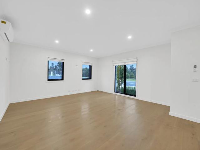 Townhouse for rent in Camerons Creek, Victoria