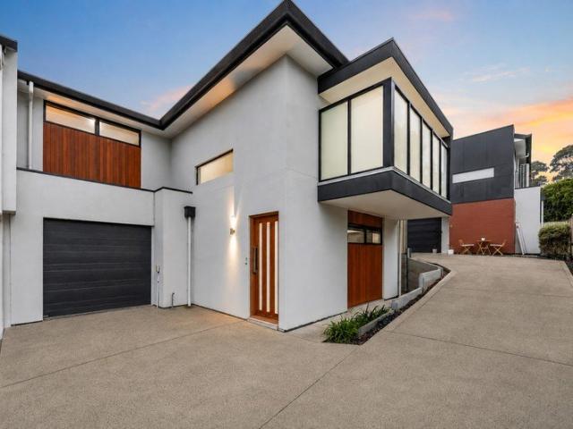 Townhouse for sale in Horseshoe Creek, South Australia