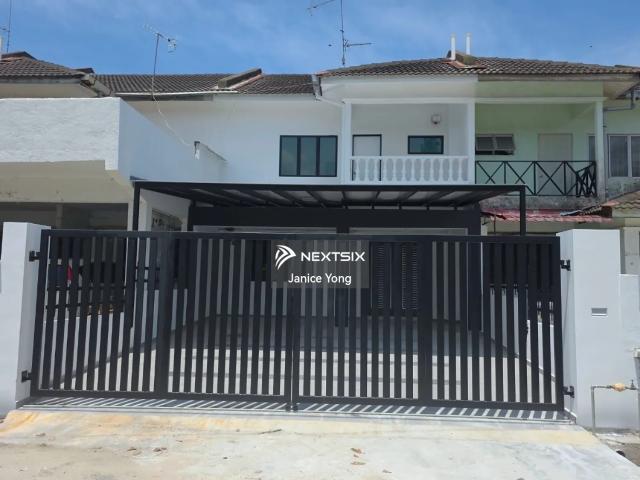 Warehouse for sale in Johor