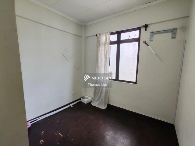 Warehouse for sale in Johor