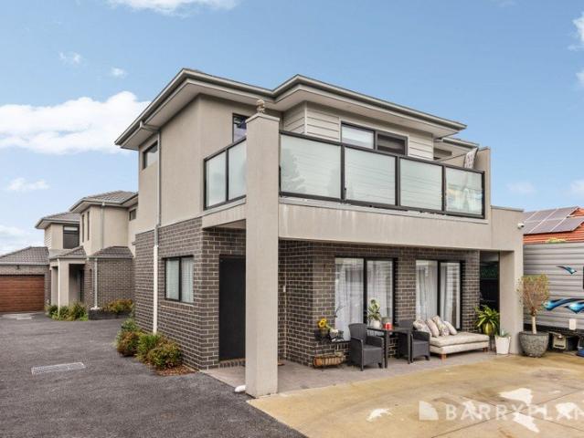 Townhouse for sale in Camerons Creek, Victoria