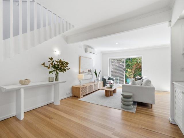 Townhouse for sale in Camerons Creek, Victoria