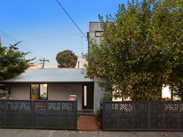 Townhouse for sale in Camerons Creek, Victoria