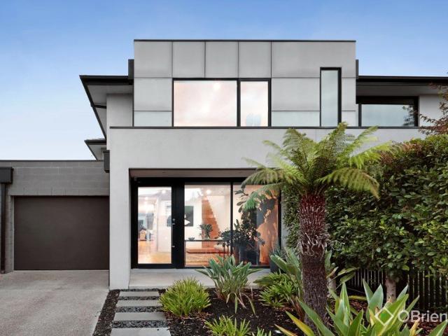 Townhouse for sale in Camerons Creek, Victoria