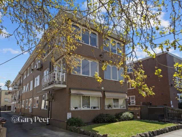 Apartment for sale in St Kilda East, Melbourne
