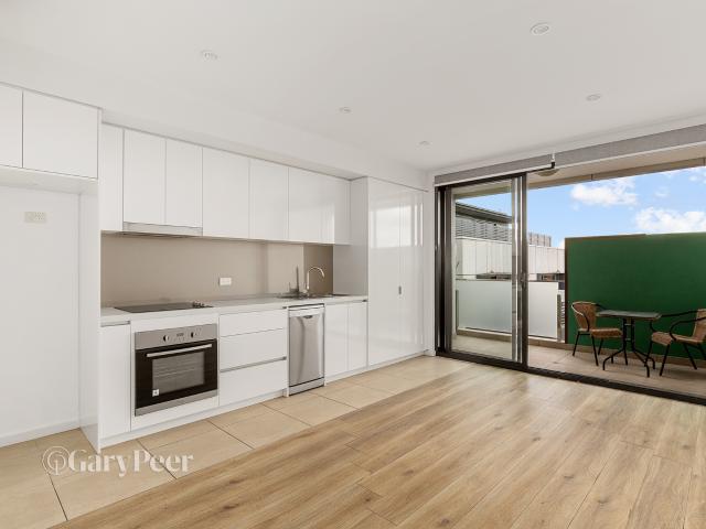 Apartment for rent in St Kilda East, Melbourne