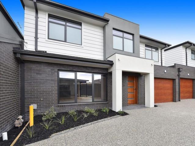 Townhouse for rent in Camerons Creek, Victoria