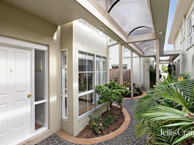 Townhouse for sale in Camerons Creek, Victoria