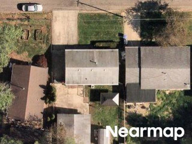 House for sale in Pekin, Illinois