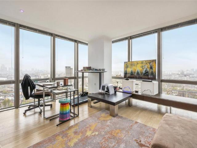 Apartment for rent in London Borough of Tower Hamlets, Greater London