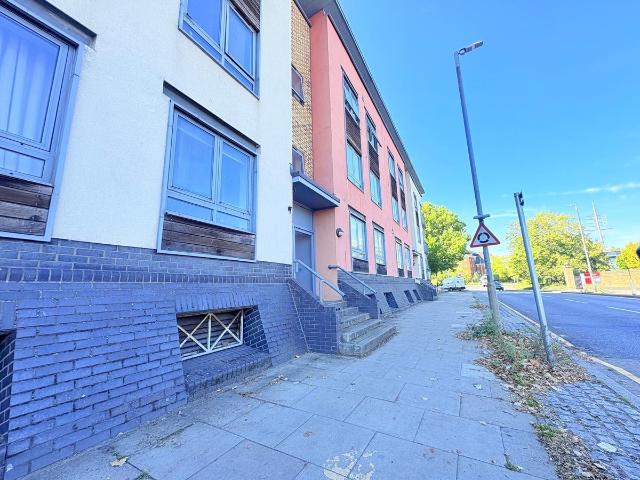 Apartment for rent in Hythe, Fordham Heath