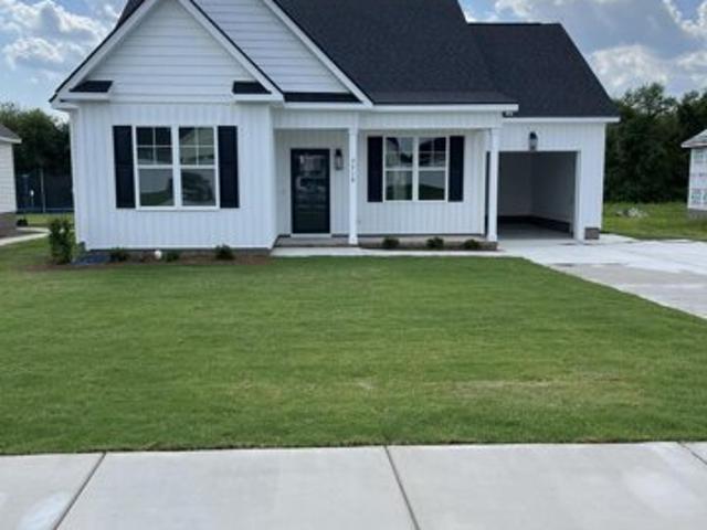 House for sale in Elm City