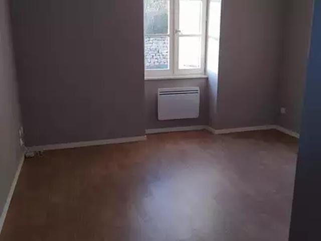 Appartement location à Le Bourg, Lignac
