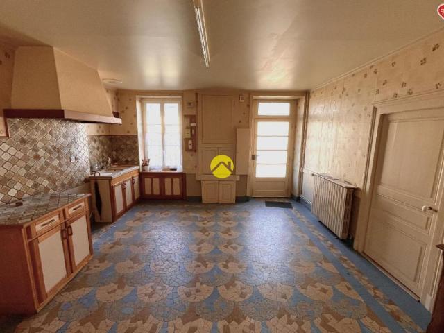Maison vente à Saint-Amand-Montrond, Lignières