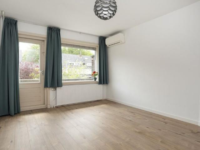 Woning te huur in Rotterdam, Molenlaankwartier