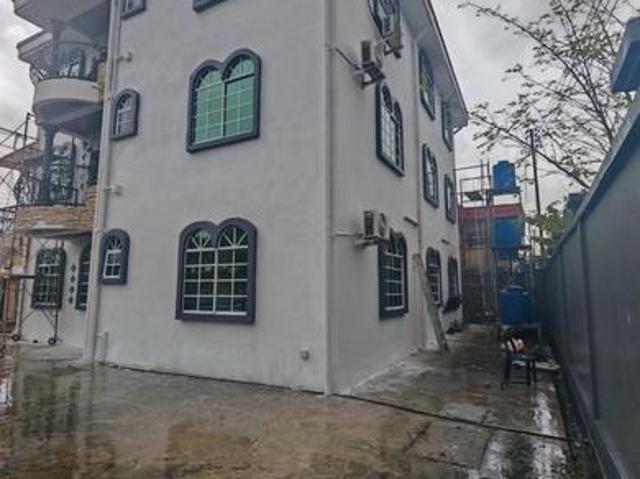 Bungalow for sale in Kinabalu, Sabah
