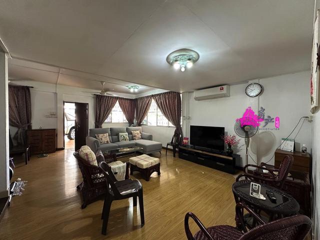 Residential House for sale in Likas, Bahagian Pantai Barat