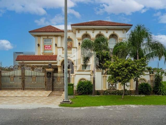 House for sale in لاہور, لاہور ڈویژن