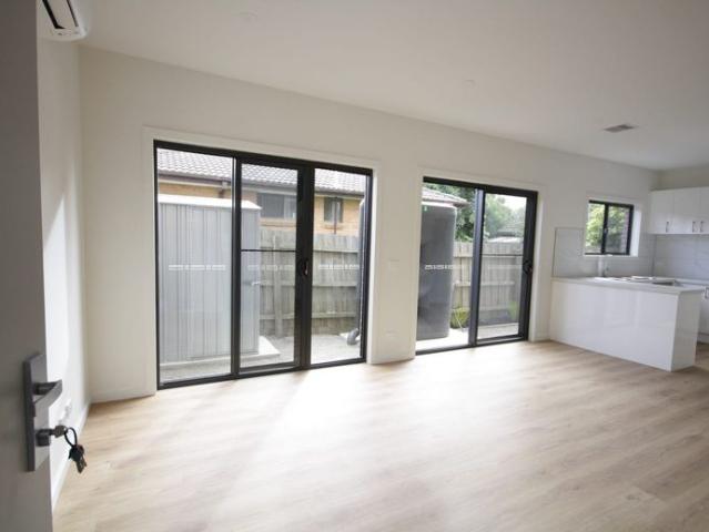 Townhouse for rent in Camerons Creek, Victoria