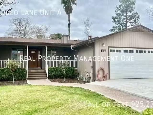 House for rent in Hayward