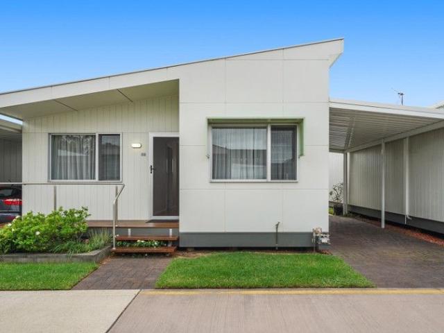 Villa for sale in Ambergate, New South Wales