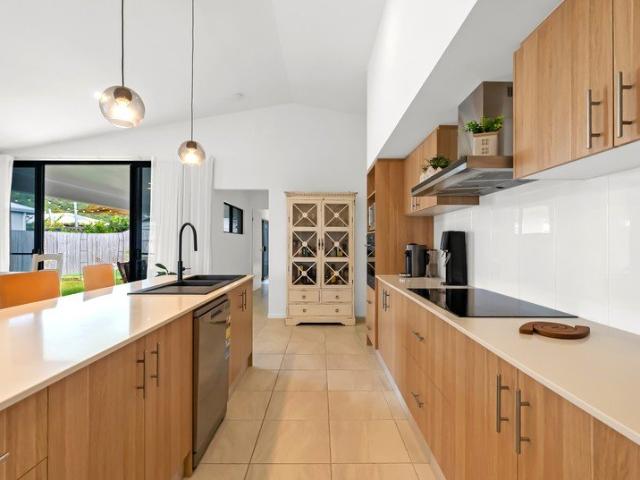 House for sale in Bonnie Doon, Cooya Beach