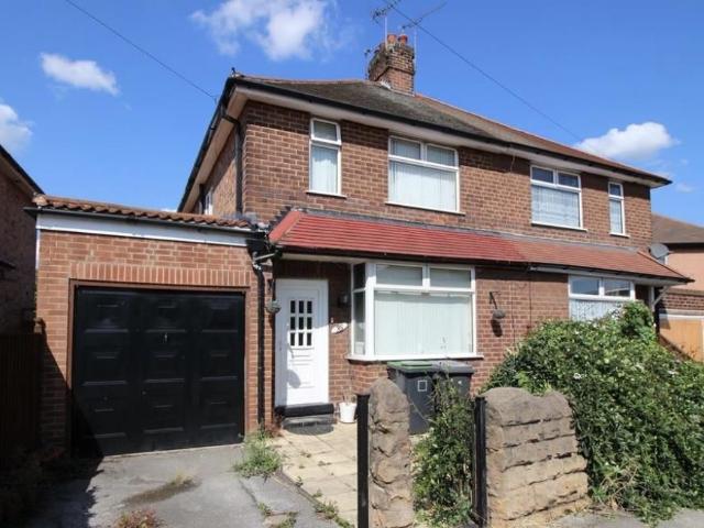 Room for rent in Attenborough, East Midlands