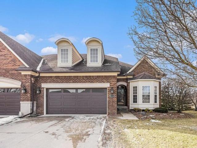 Condo for sale in Clinton Township