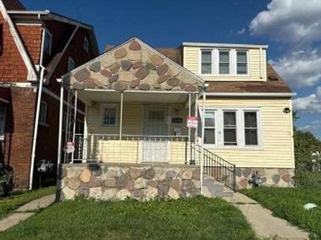 House for sale in Detroit